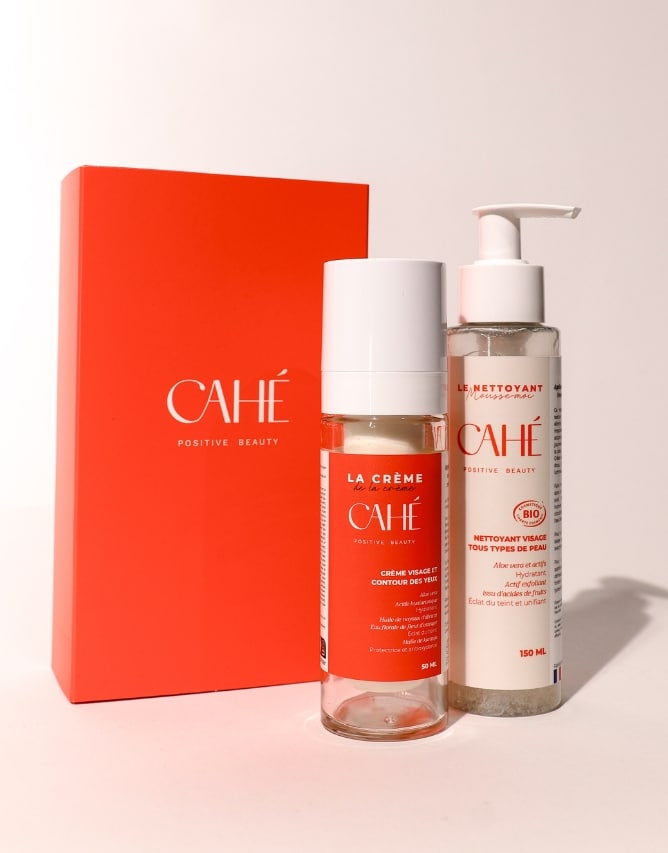 Coffret Duo Indispensables Cahé : nettoyant Mousse-moi et Crème de la Crème présentés dans une élégante boîte à tiroir floquée, pour une routine beauté complète et adaptée à tous les types de peau.